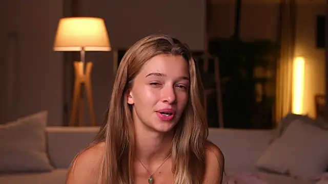 צ'אט XXX בשידור חי של your_poetry