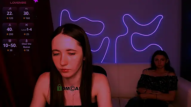 Chat +18 de bella_dorn ao vivo