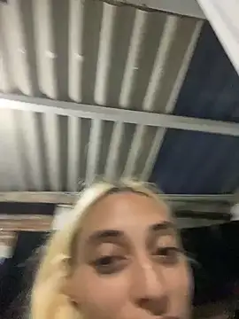 Chat XXX ao vivo de loirinhaaa