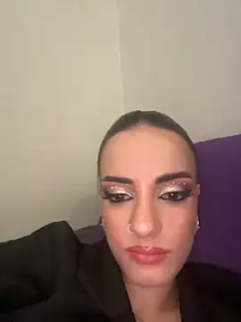 RoseRowley's Live XXX Chat