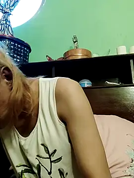 Czat XXX na żywo – QueenSoreal
