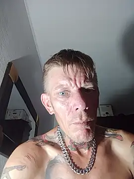 Chat XXX en directo de Der_Schoene_Penis