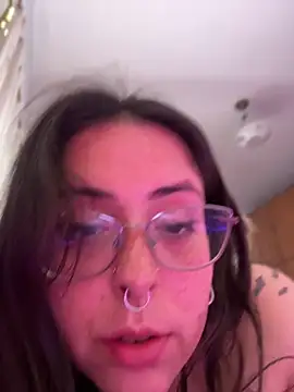 Онлайн чат XXX Mizztikaa