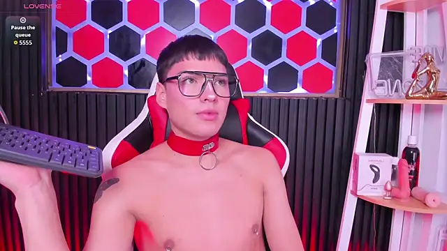 Czat XXX na żywo – Connor_Kings