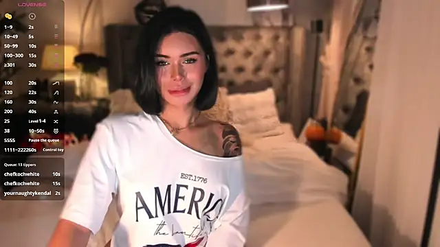 ParisianDoll's Live XXX Chat