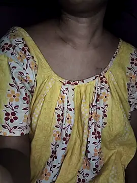 Živý XXX chat Shivani-tiwari