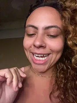 Chloe_Leaozinho's Live XXX Chat