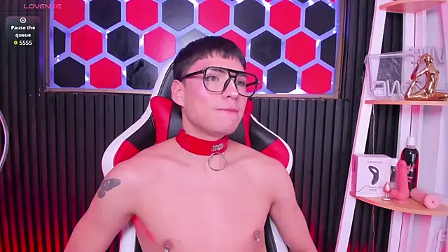 Онлайн чат XXX Connor_Kings