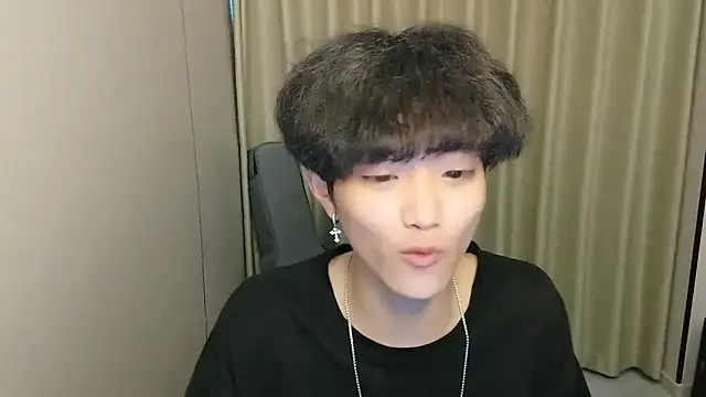 wssoo11 Live XXX-chat