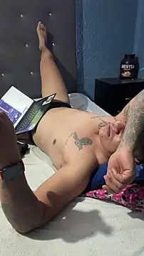 Show de LatinoLeones na webcam