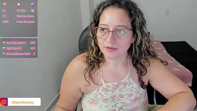 Chat XXX en directo de alejandra_milf_