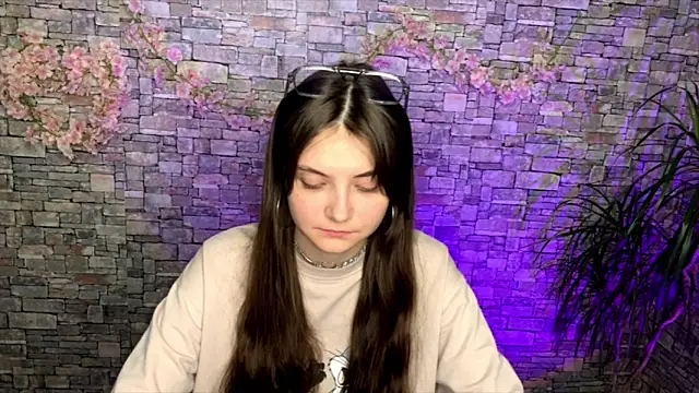 may_rollins' Live XXX Chat