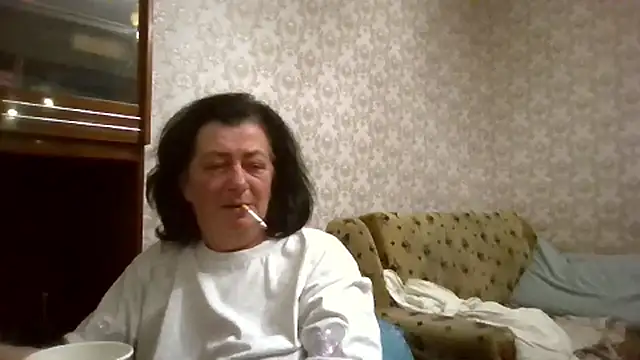 GypsiQueen2: απευθείας συνομιλία ΧΧΧ