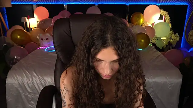 XXX chat uživo modela BabyFlowerr