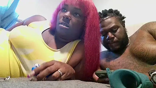 Tattedupdek's Live XXX Chat