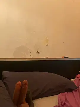 crisfootlicker Chat XXX live