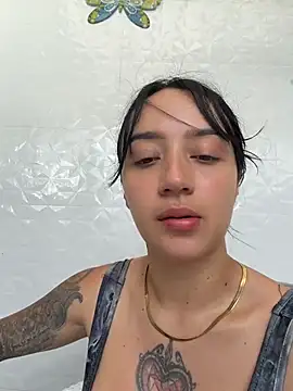 EmmyEvans1 Live XXX Chat