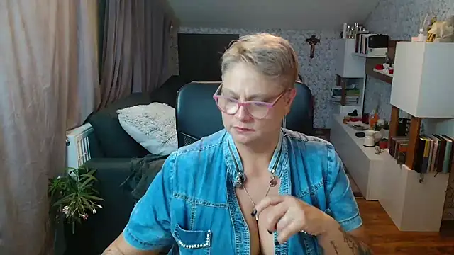 bigtits4you 라이브 XXX 채팅