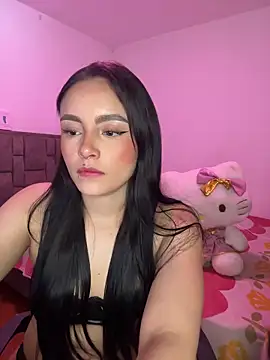 salome_polaniiee Adlı Modelin Canlı XXX Sohbeti