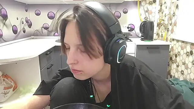 Saranade Chat XXX live