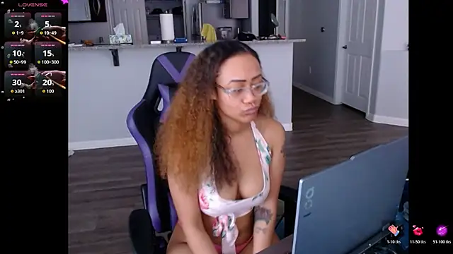 Chatroom XXX en direct de ReeseZen