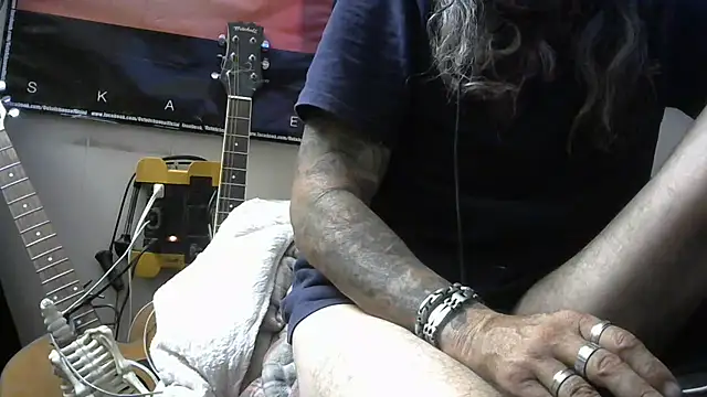 Chatroom XXX en direct de crassanova