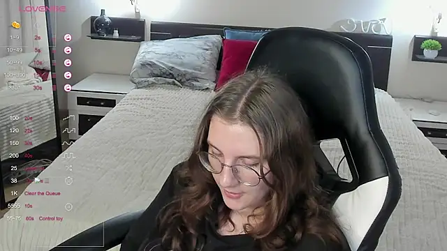 iMagdaLunna Chat XXX live
