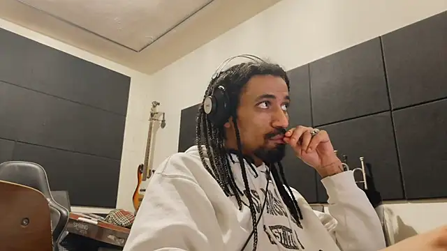 XXX chat uživo modela FavelaDaddyCum