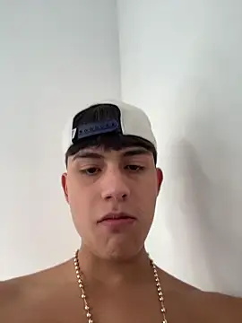 Lander_Cruz 现场XXX聊天