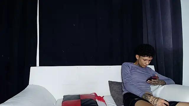 Chat +18 de self_love46 ao vivo