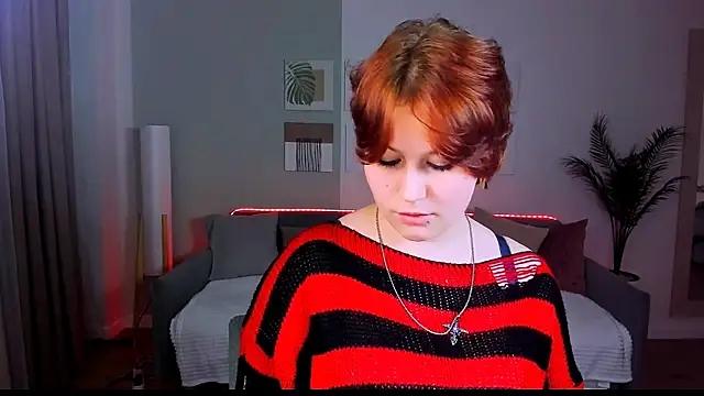 MiaLacrice Adlı Modelin Canlı XXX Sohbeti