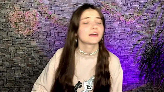 XXX chat uživo modela may_rollins