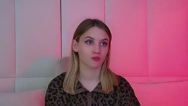 XXX chat uživo modela StacyEvances