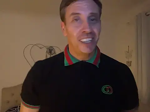 malcolm2334 live XXX chat