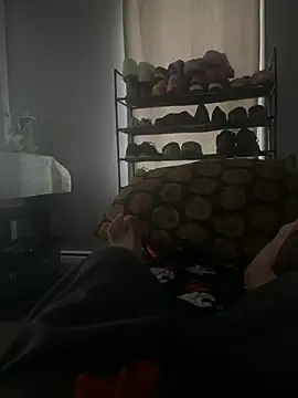 J19L84C Chat XXX live