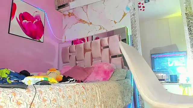 HUGE_BLACKCOCK's Live XXX Chat