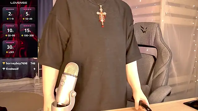 LilithNlsnのライブXXXチャット