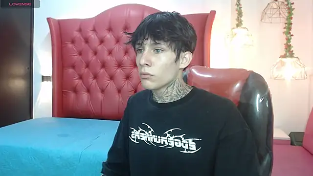 Cry_therealn Live XXX chat