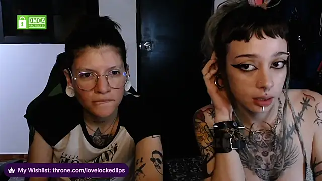 Chat XXX en directo de lovelockedlips