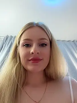 CaseyCumFace XXX чат на живо