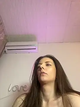 Chat +18 de Sabrinedivinee ao vivo