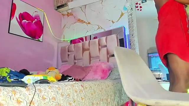 HUGE_BLACKCOCK élő XXX-chatje