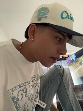 Lander_Cruz Chat XXX in diretta