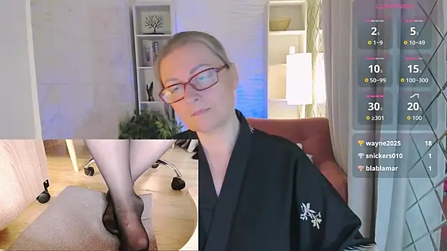 Alexandra_Kind: απευθείας συνομιλία ΧΧΧ