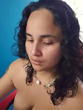 צ'אט XXX בשידור חי של IncognitoLive1