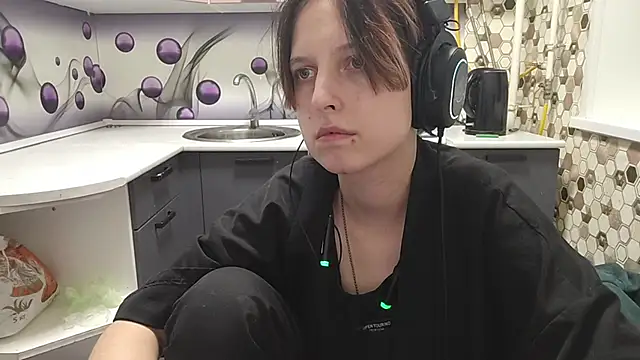 Saranade Live XXX Chat