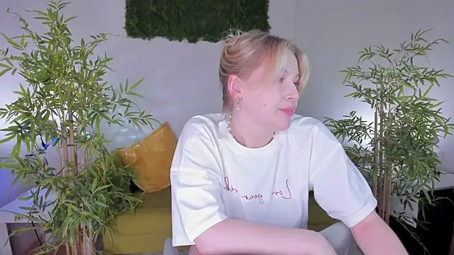 Colleen_Blake Adlı Modelin Canlı XXX Sohbeti
