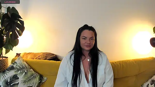 Helga_Fawx Live XXX-chat