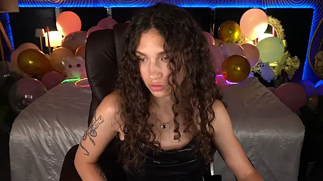 Chatroom XXX en direct de BabyFlowerr