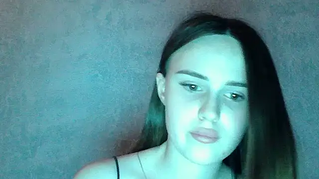 SweetLoraa: онлайн-секс-чат